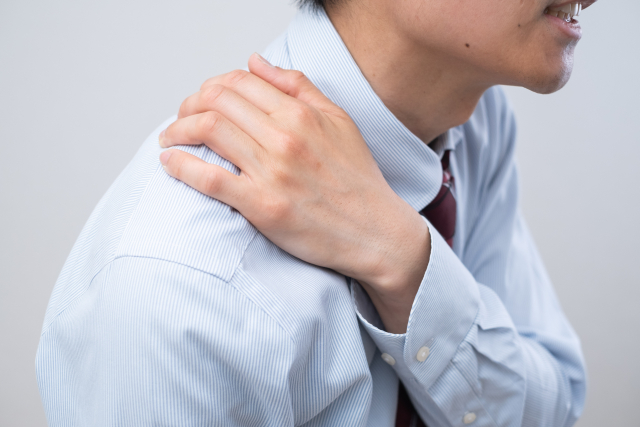 肩こりの原因と内臓の病気との関係性は？
